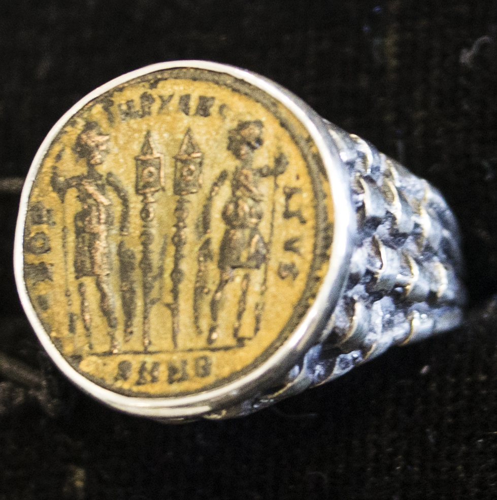 Кольцо "Константин I с монетой" (Ю. Дробаха)