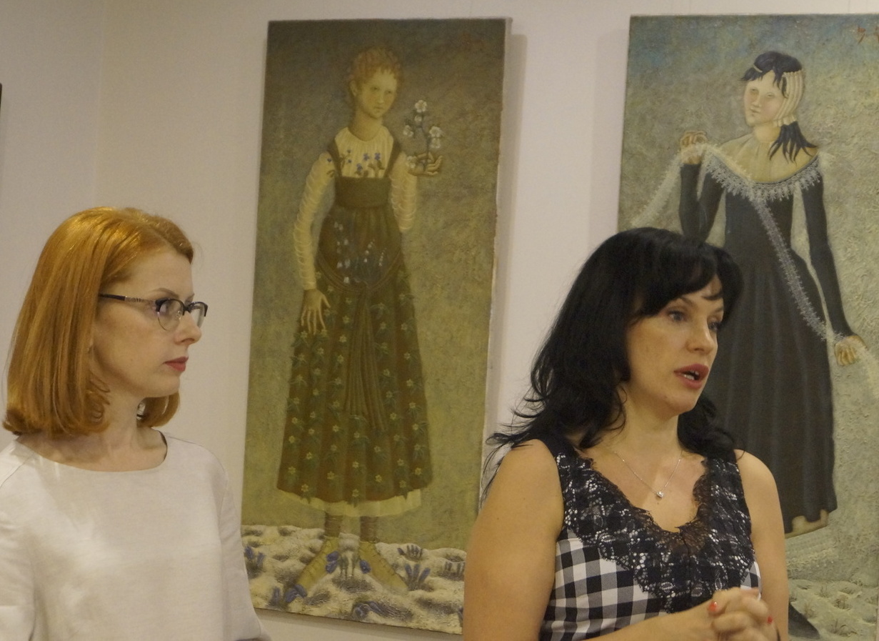 Семинар проходил в «Мессереровском» зале, где только что открылась выставка картин Галины Русак. Название выставки "Времена года" и работы, представленные на ней, органично вписались в тему семинара.&nbsp;